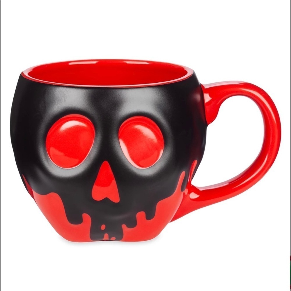 Poisoned Apple Color Change Mug